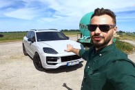 Ért a magyar szóból az új Porsche Macan 51